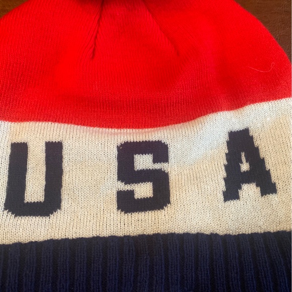 NIKE Team USA Winter Beanie Hat w/Pom - Unisex Adult - Picture 3 of 7